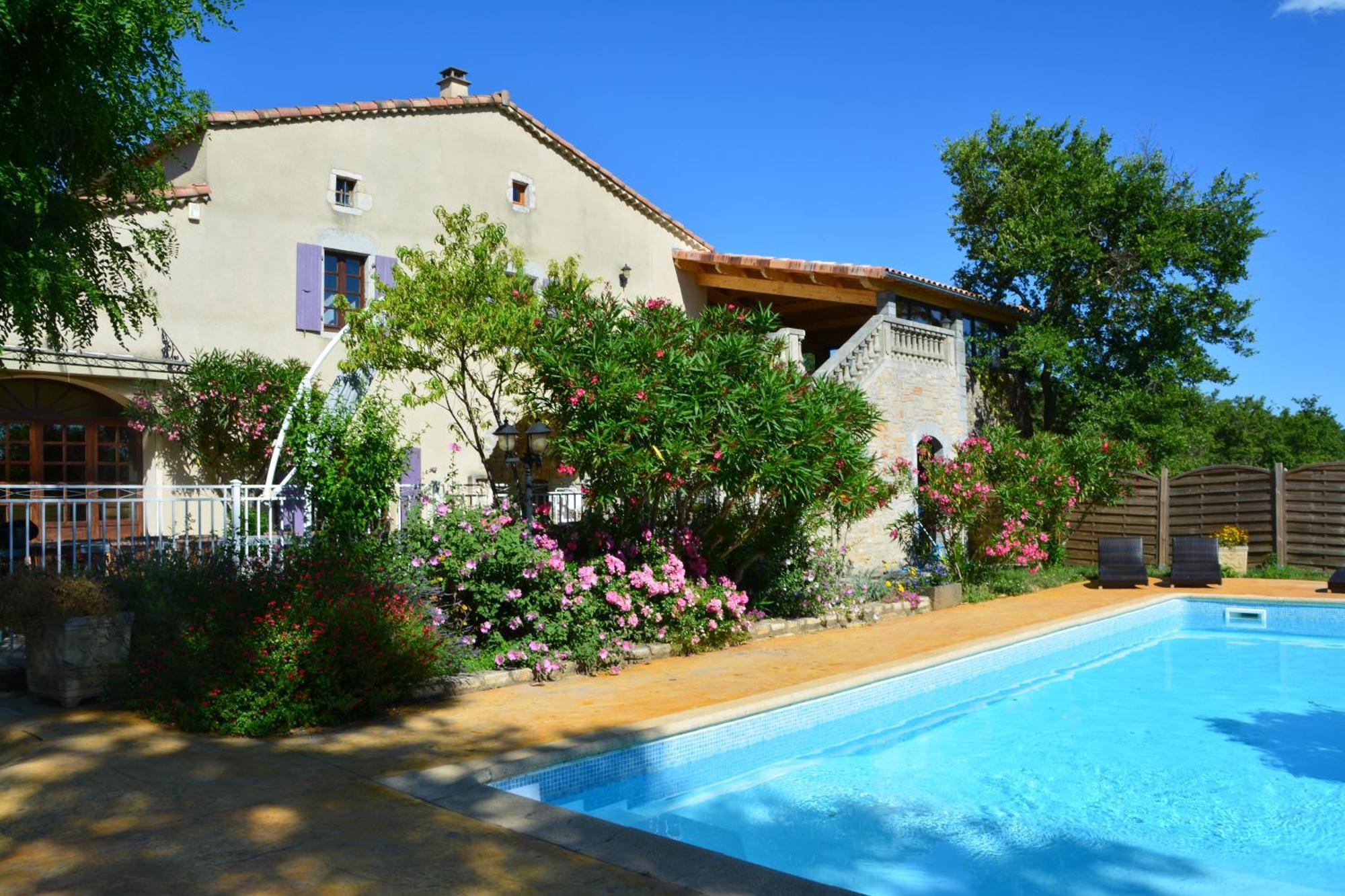 Domaine De Chadeyron Hotell Lagorce  Exteriör bild