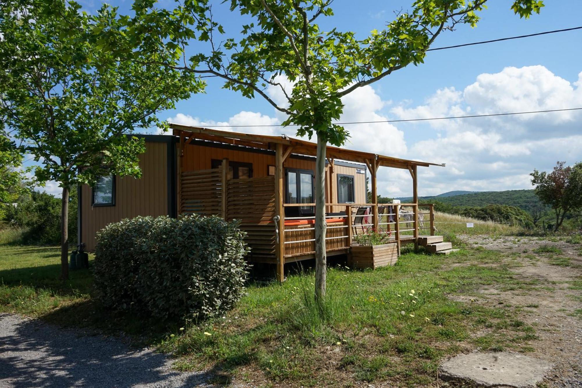 Domaine De Chadeyron Hotell Lagorce  Exteriör bild